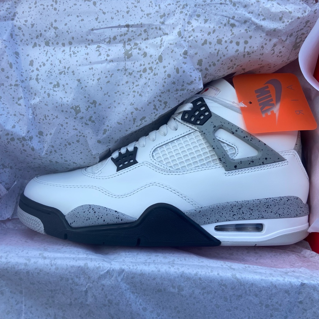 Air Jordan 4 Retro White Cement Unreleased Air Jordan 4 Retro White Cement Unreleased